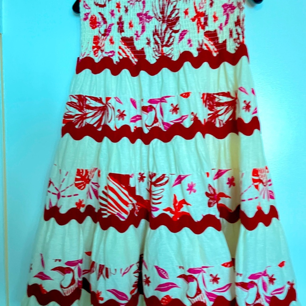 New with tags pristine size m never worn